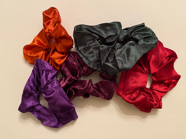 COLORFUL HAIR SCRUNCHIES