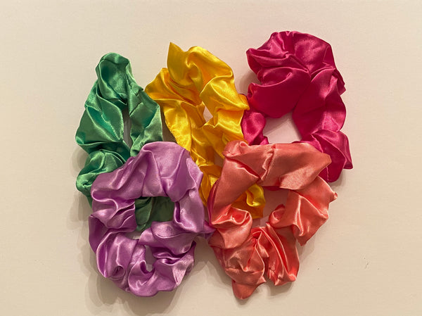 COLORFUL HAIR SCRUNCHIES