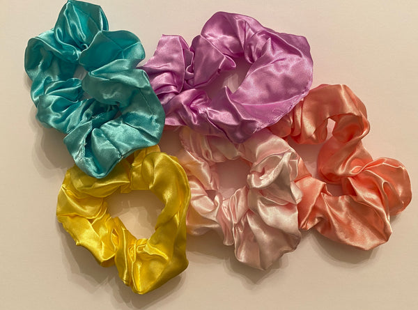 COLORFUL HAIR SCRUNCHIES